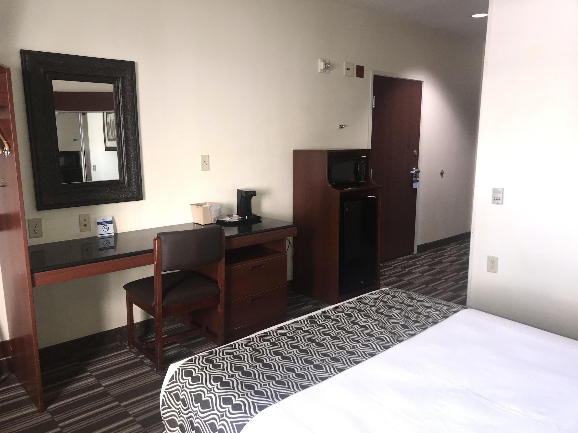 Microtel Inn & Suites By Wyndham Indianapolis Airport Exteriér fotografie