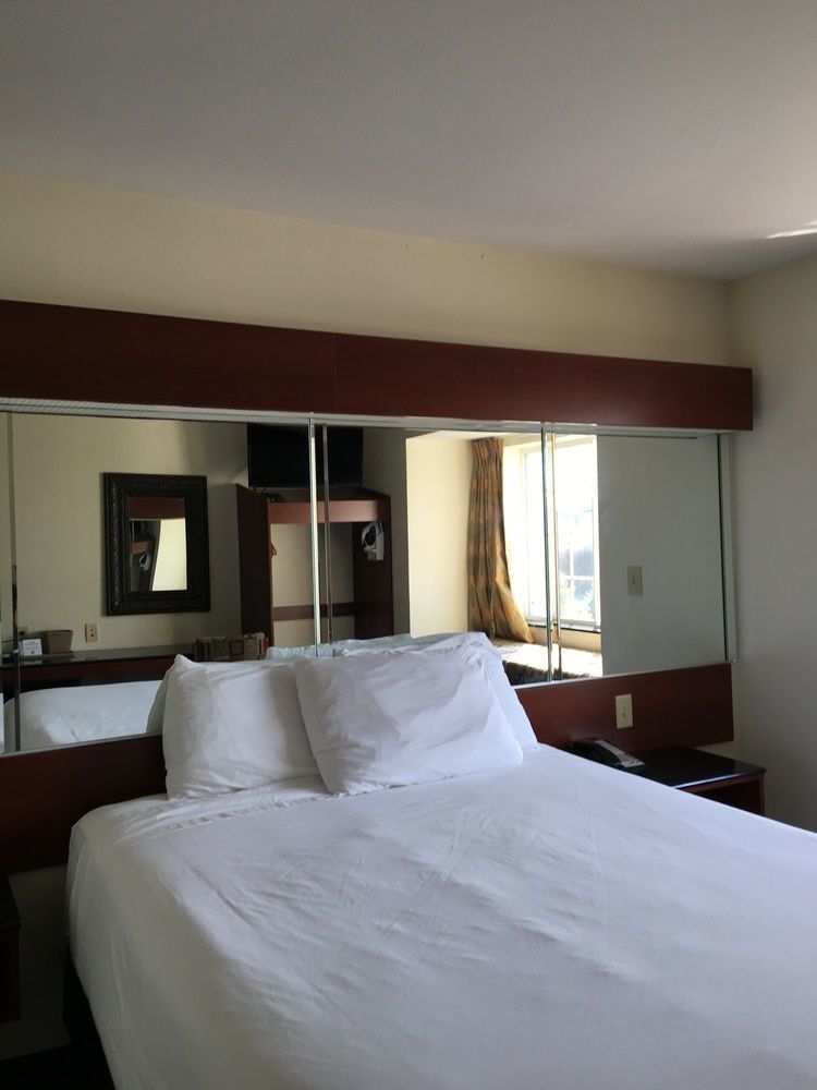 Microtel Inn & Suites By Wyndham Indianapolis Airport Exteriér fotografie