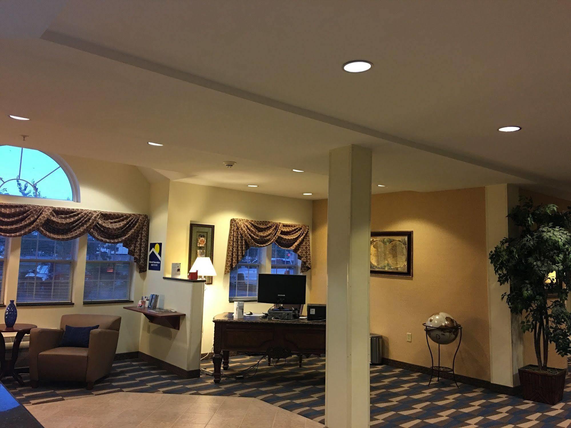 Microtel Inn & Suites By Wyndham Indianapolis Airport Exteriér fotografie